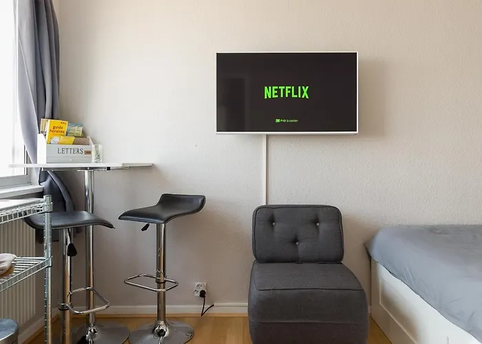 Travel Homes - Le Wilson, Face A La Gare Daire